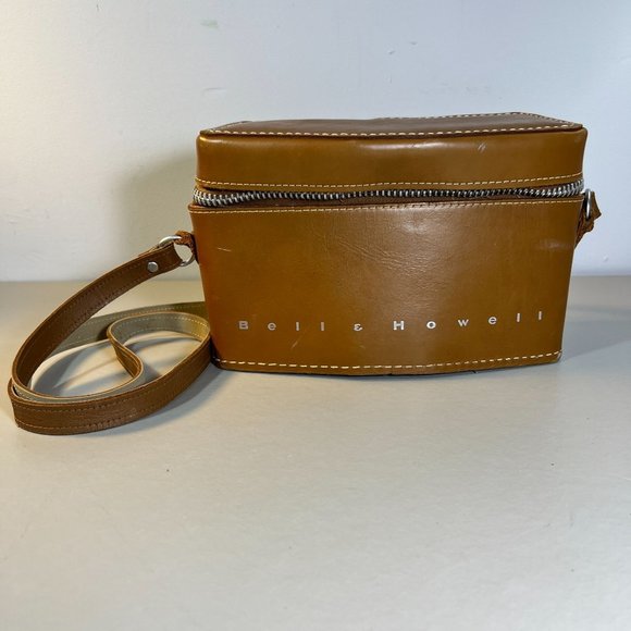 VINTAGE Bell & Howell Hardshell Camera Case - Picture 2 of 16